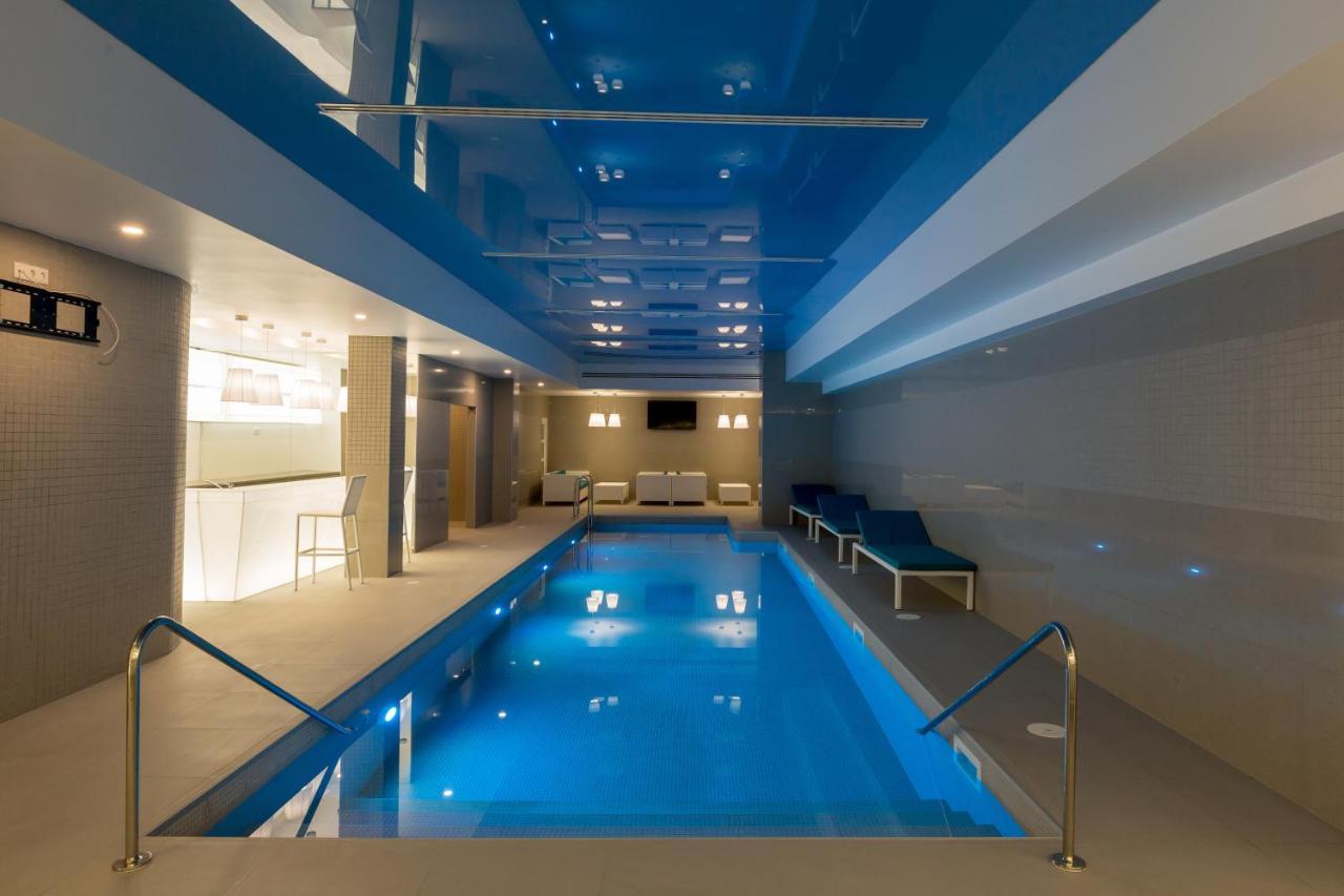 Atlantic Garden Resort Odessa Exterior foto The pool at the hotel