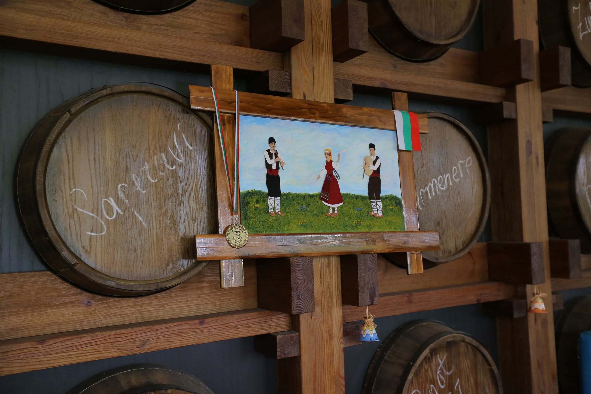 Atlantic Garden Resort Odessa Exterior foto A painting of the traditional Bulgarian wedding dance horo