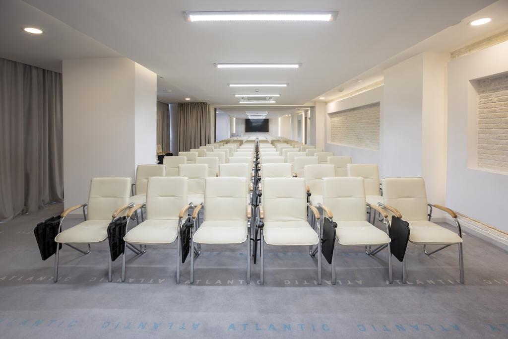 Atlantic Garden Resort Odessa Exterior foto The main conference room
